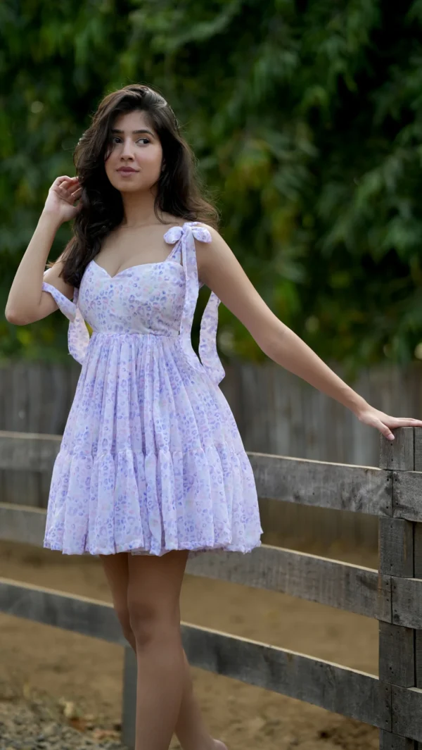 Caroline - Image 9